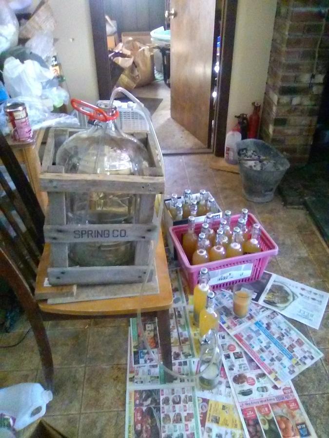 Click image for larger version

Name:	cider bottling.jpg
Views:	22
Size:	97.4 KB
ID:	614